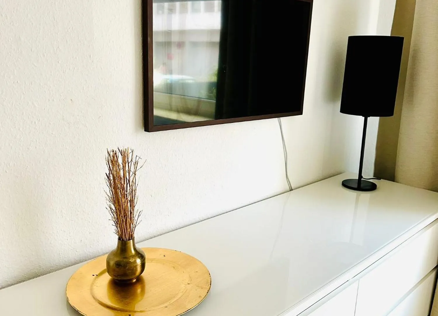 Frida City Center Apartment Ганновер